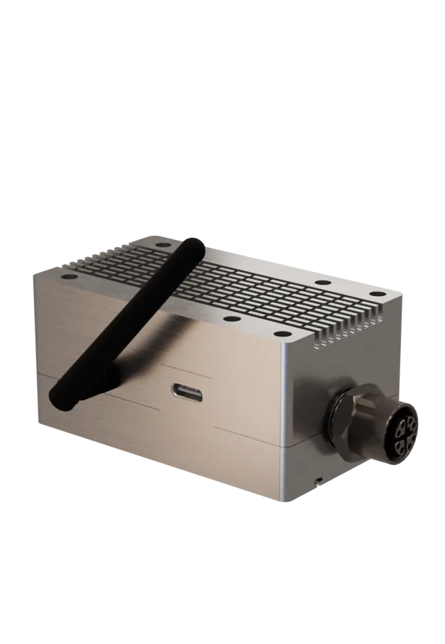 Explosionsansicht des Hub-Boards: Deckel mit Kühlrippen und WiFi-Antenne hebt ab, darunter das Compute-Modul auf dem Trägerboard mit USB-C und M12